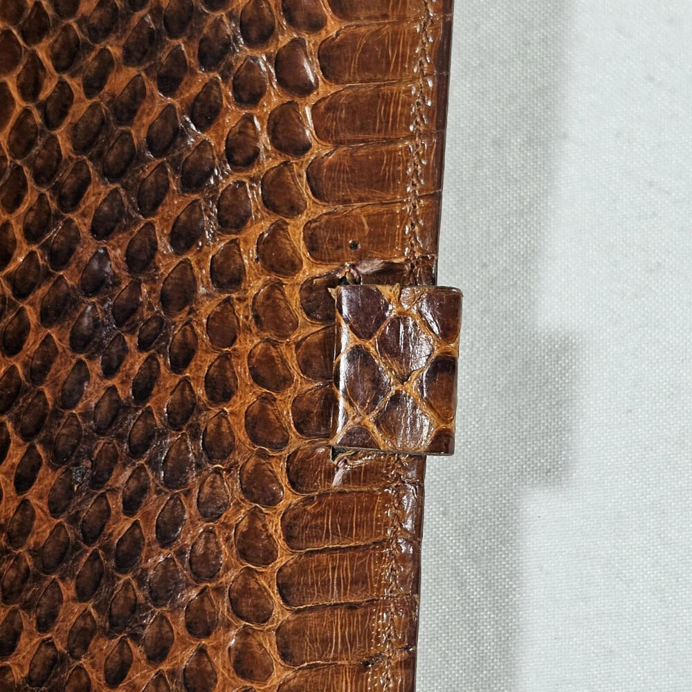 Vintage 1957 Ford Cobra Snake Skin Wallet 300-500 Club Membership Banquet MCM - Picture 7 of 11